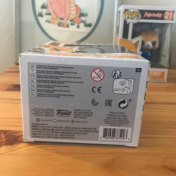Funko POP Aggretsuko 22 with Chainsaw - Picture 6 of 6